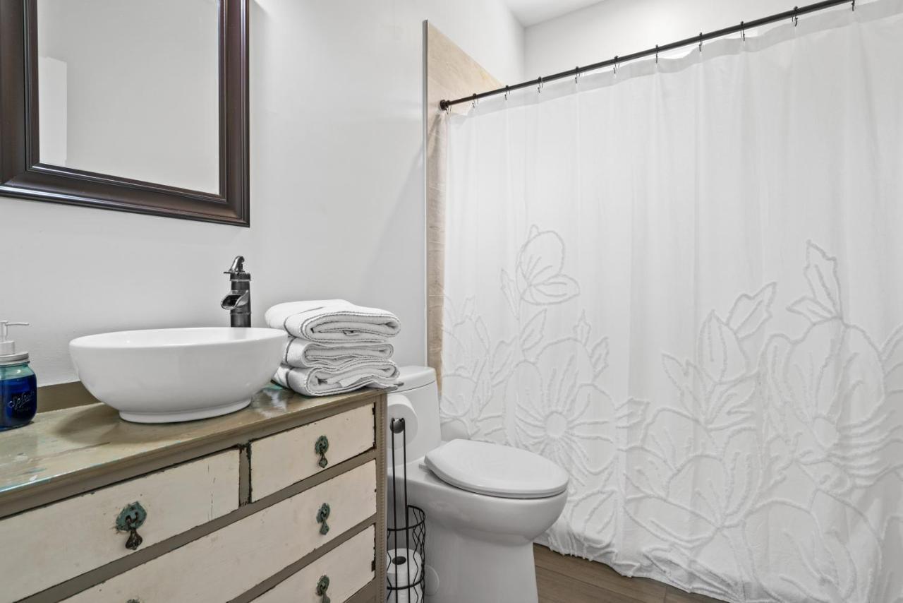 Hibiscus Hideaway Villa Tarpon Springs Exteriör bild